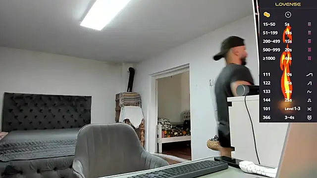 supermanboy94 online show from 03-24-26, 06:57