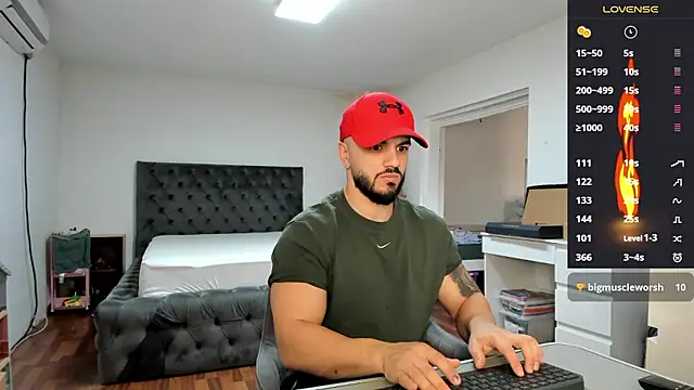 supermanboy94 online show from 01-09-26, 07:37