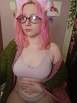 DeviJonson online show from 10-26-25, 05:46