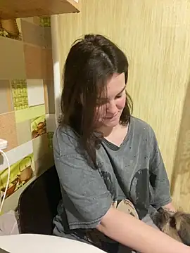 Karolina llove online show from 12-22-24, 03:55