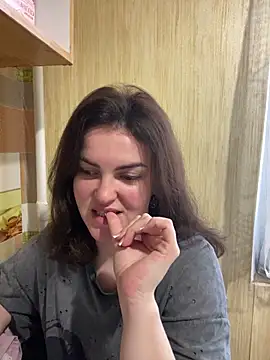 Karolina llove online show from 12-31-24, 08:48