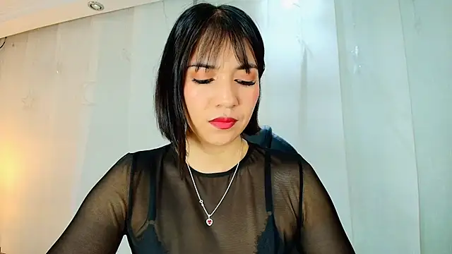 lina bedoya  online show from 05-15-26, 11:41