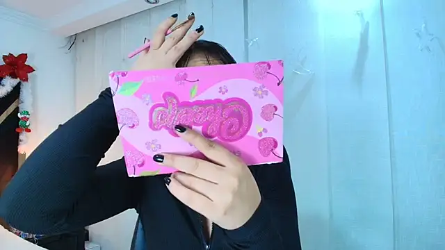 lina bedoya  online show from 12-17-25, 11:37