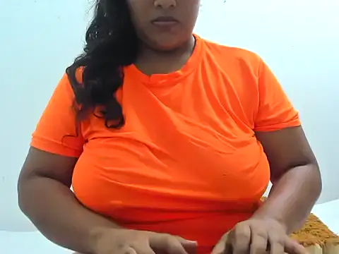 Kika teem online show from 12-19-25, 01:53