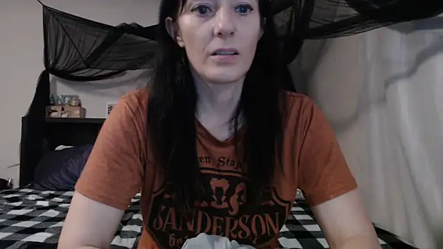 CrystalLakeXO online show from 07-25-26, 07:05