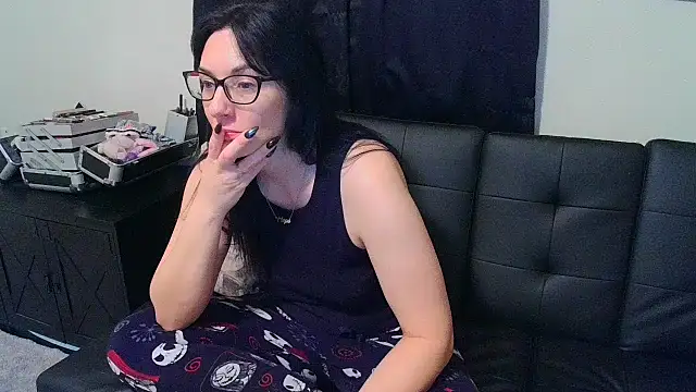 CrystalLakeXO online show from 03-04-26, 09:06