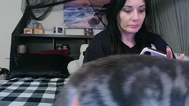 CrystalLakeXO online show from 01-13-26, 06:17