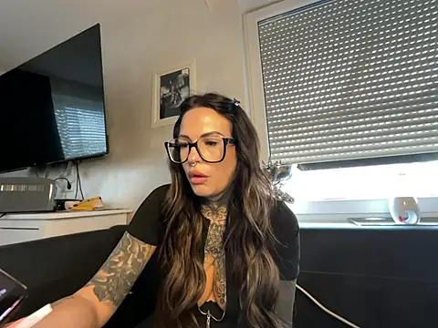 AileenInkOfficial online show from 02-27-25, 02:00