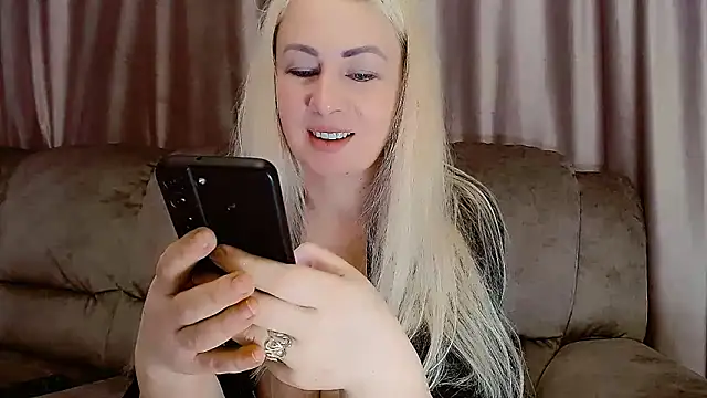 Olesya online show from 02-05-25, 06:56