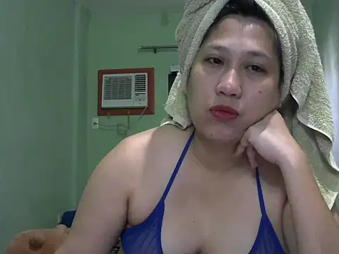 Snapshot of sweetsexysmile chatting on 05-21-26, 01:47 sweetsexysmile online show from 05-21-26, 01:47