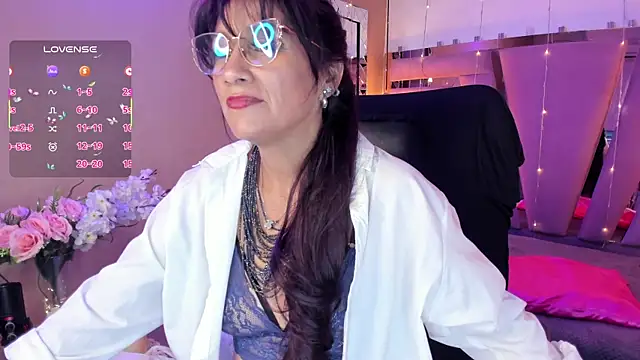 Snapshot of Ahytanna chatting on 03-06-25, 07:47 Ahytanna online show from 03-06-25, 07:47