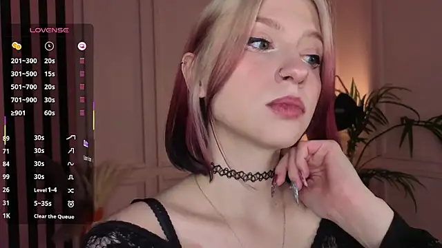 arielabradberry online show from 11-19-25, 01:55