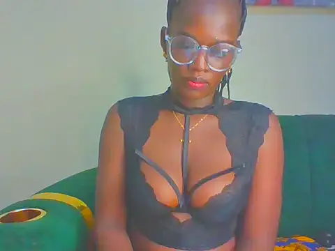 cutesmiling online show from 07-02-26, 10:38