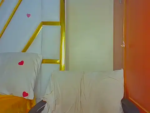 cutesmiling online show from 02-26-26, 03:45