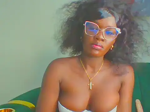 cutesmiling online show from 07-23-26, 11:11