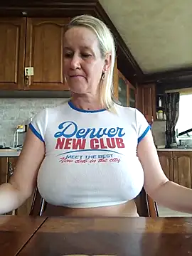 Lotus-blume1 online show from 11-04-25, 09:35