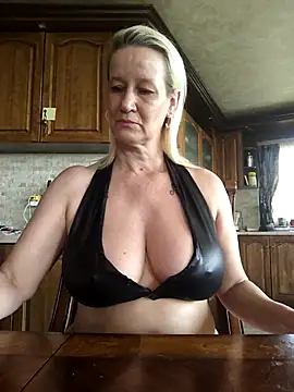 Lotus-blume1 online show from 11-20-25, 10:38