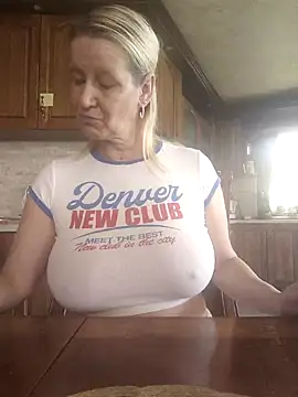 Lotus-blume1 online show from 12-05-25, 10:58