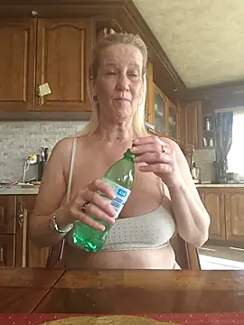 Lotus-blume1 online show from 01-07-26, 09:58