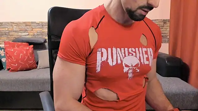 HotHunkTrainer online show from 02-14-26, 08:47