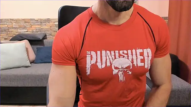 HotHunkTrainer online show from 11-13-25, 08:40