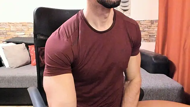 HotHunkTrainer online show from 01-15-26, 08:51