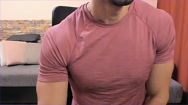 HotHunkTrainer online show from 10-03-25, 06:48