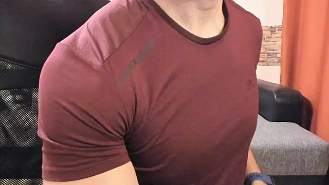 HotHunkTrainer online show from 03-28-26, 08:48