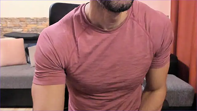 HotHunkTrainer online show from 10-08-25, 07:21