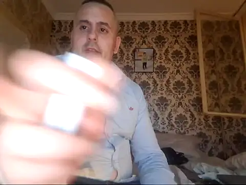 Snapshot of Basszos88i chatting on 01-18-25, 08:09 Basszos88i online show from 01-18-25, 08:09