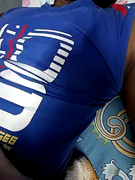 model yesx online show from 11-15-25, 05:17