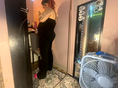 fatpus1169 online show from 12-05-25, 12:43