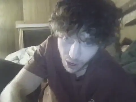 Snapshot of Irishman9077 chatting on 10-20-25, 08:37 Irishman9077 online show from 10-20-25, 08:37