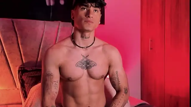 Thomas Fit1 online show from 10-18-25, 12:34