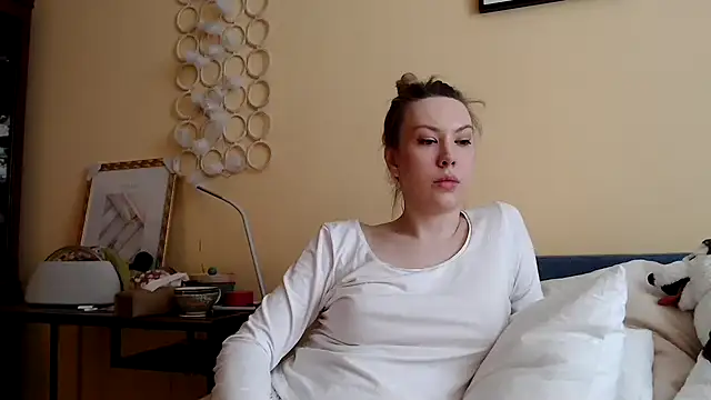 Scarlettford online show from 03-21-25, 11:22