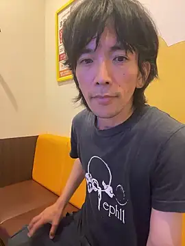 Snapshot of Katakuriko-Denpun chatting on 05-27-26, 10:22 Katakuriko-Denpun online show from 05-27-26, 10:22