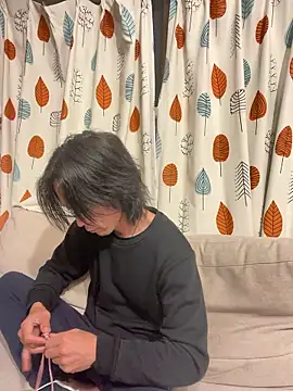 Katakuriko-Denpun online show from 12-20-25, 01:25