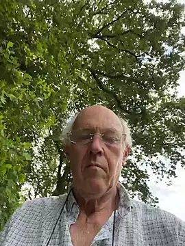 Snapshot of martxxxxx chatting on 07-07-26, 07:23 martxxxxx online show from 07-07-26, 07:23