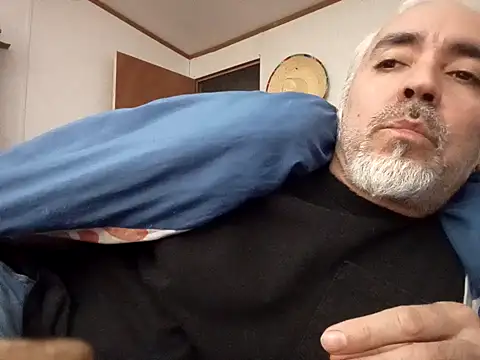 Snapshot of Xoc8_ chatting on 02-16-26, 03:49 Xoc8 online show from 02-16-26, 03:49