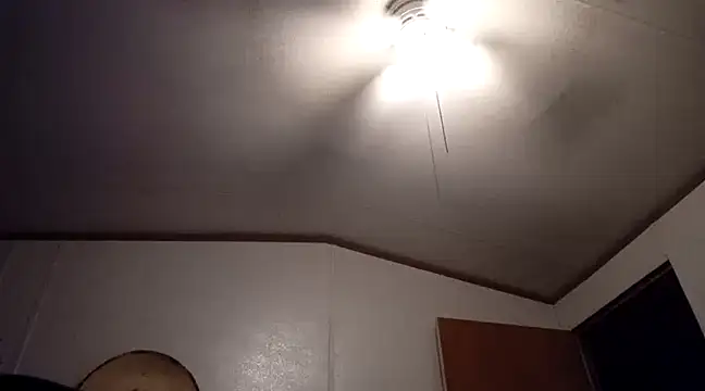 Snapshot of Xoc8_ chatting on 02-25-25, 01:41 Xoc8 online show from 02-25-25, 01:41