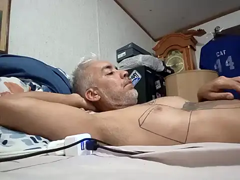 Snapshot of Xoc8_ chatting on 10-22-25, 02:55 Xoc8 online show from 10-22-25, 02:55