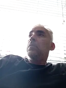 Snapshot of Xoc8_ chatting on 10-19-25, 11:07 Xoc8 online show from 10-19-25, 11:07