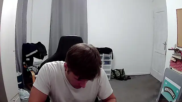 PKrisztian online show from 09-18-25, 06:44