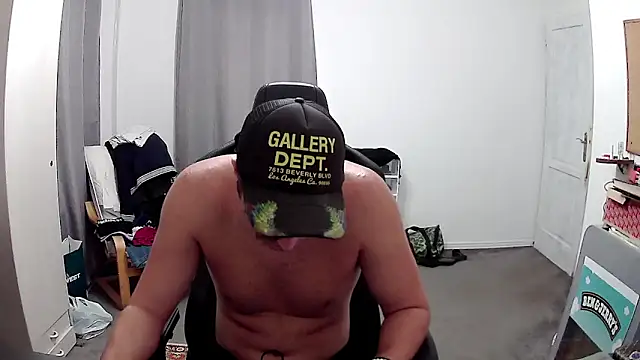 PKrisztian online show from 10-03-25, 04:08