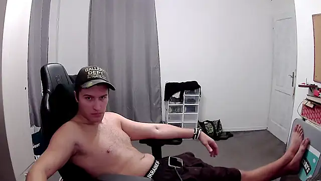 PKrisztian online show from 10-14-25, 02:50