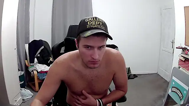 PKrisztian online show from 10-06-25, 07:25