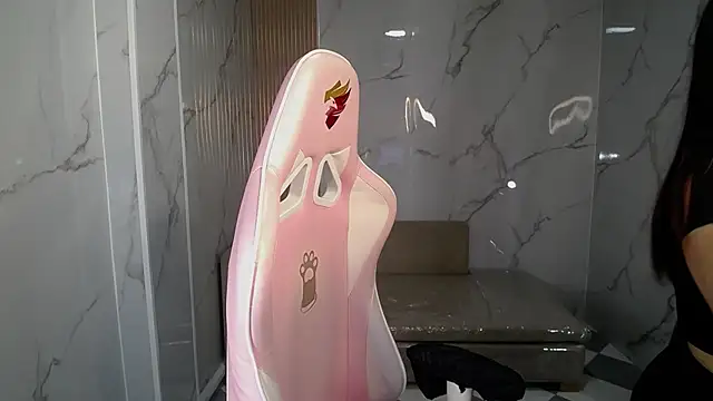 skeler lovd b  online show from 11-07-25, 12:53