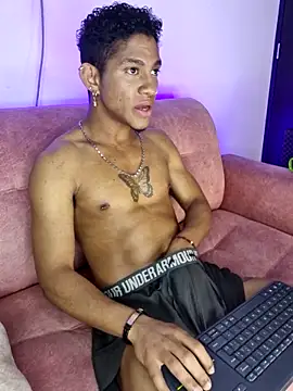 Snapshot of Palo_santo chatting on 05-22-26, 07:50 Palo santo online show from 05-22-26, 07:50