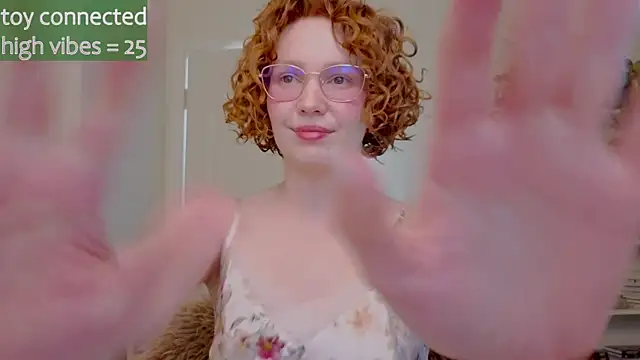 Snapshot of _lightmyfire chatting on 09-12-25, 08:14 lightmyfire online show from 09-12-25, 08:14