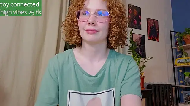 Snapshot of _lightmyfire chatting on 03-21-25, 08:29 lightmyfire online show from 03-21-25, 08:29